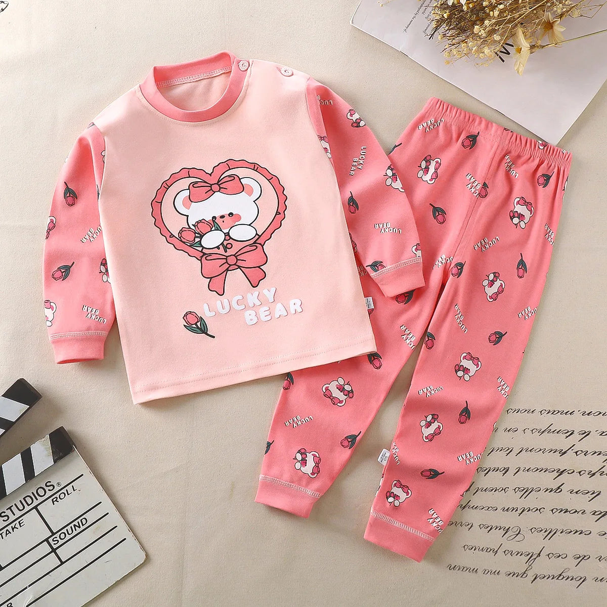 2024 Girls Comfortable 100% Cotton Long-Sleeved Sleepwear Pajamas Suit Breathable Relaxing Cartoon-Printed Pajamas for Children