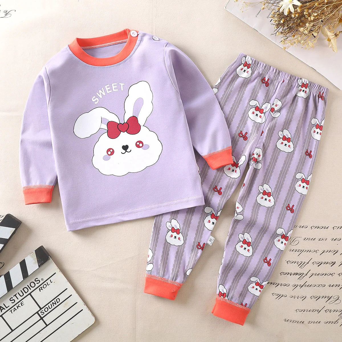 2024 Girls Comfortable 100% Cotton Long-Sleeved Sleepwear Pajamas Suit Breathable Relaxing Cartoon-Printed Pajamas for Children