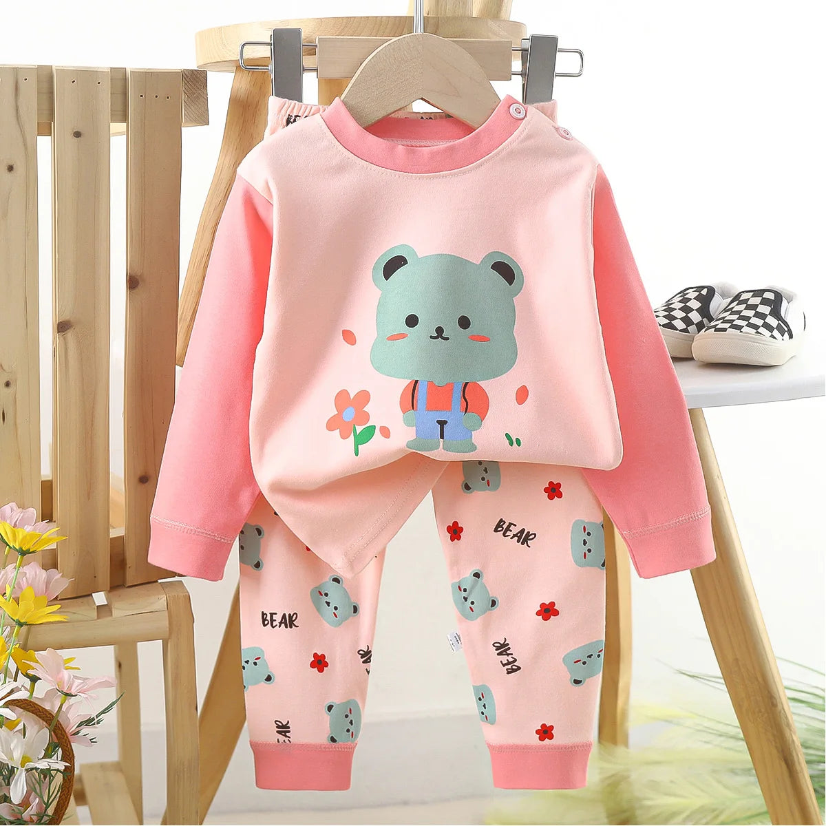 2024 Girls Comfortable 100% Cotton Long-Sleeved Sleepwear Pajamas Suit Breathable Relaxing Cartoon-Printed Pajamas for Children