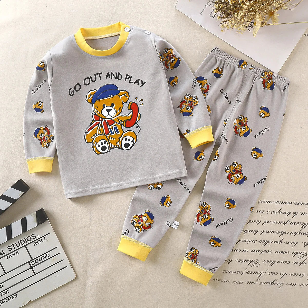 2024 Girls Comfortable 100% Cotton Long-Sleeved Sleepwear Pajamas Suit Breathable Relaxing Cartoon-Printed Pajamas for Children