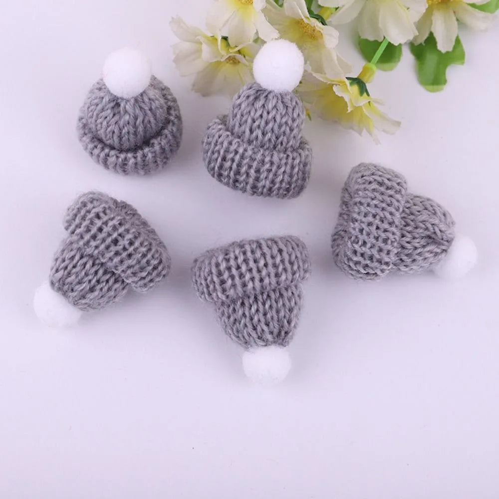 1PC Mini Knitting Hats Wine Bottle Stopper Christmas Tree Ornaments Finger Toys Doll Cap DIY Handmade Sewing Crafts Materials