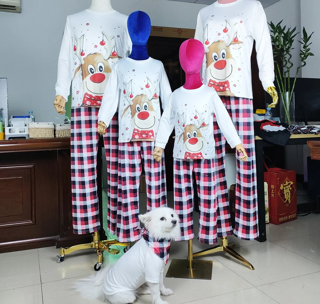Family Matching Christmas Pajamas 2025 New Xmas Deer Print Dad Mommy And Me Christmas Costume Dog Clothes