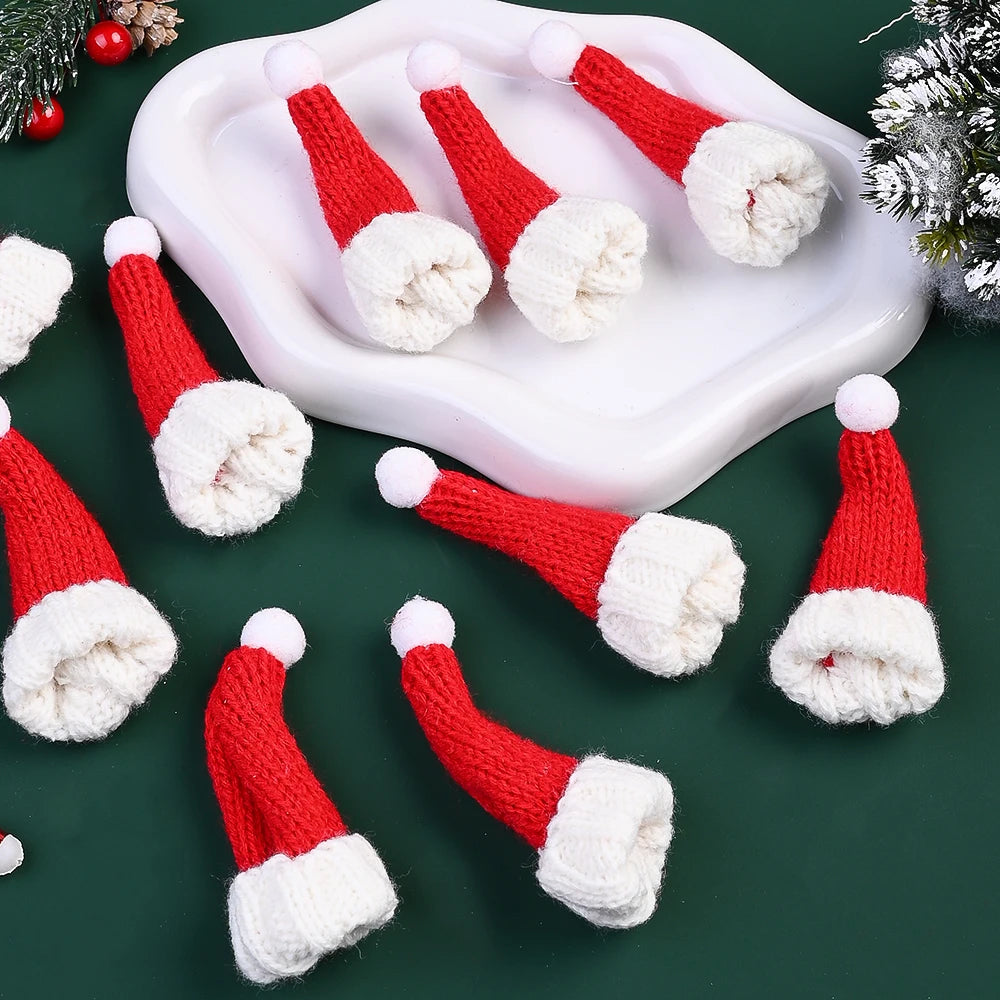 iYOE 10pcs Festive Christmas Mini Santa Hats Scarf Red & White Fabric for Party Supplies Festive Holiday Decorations