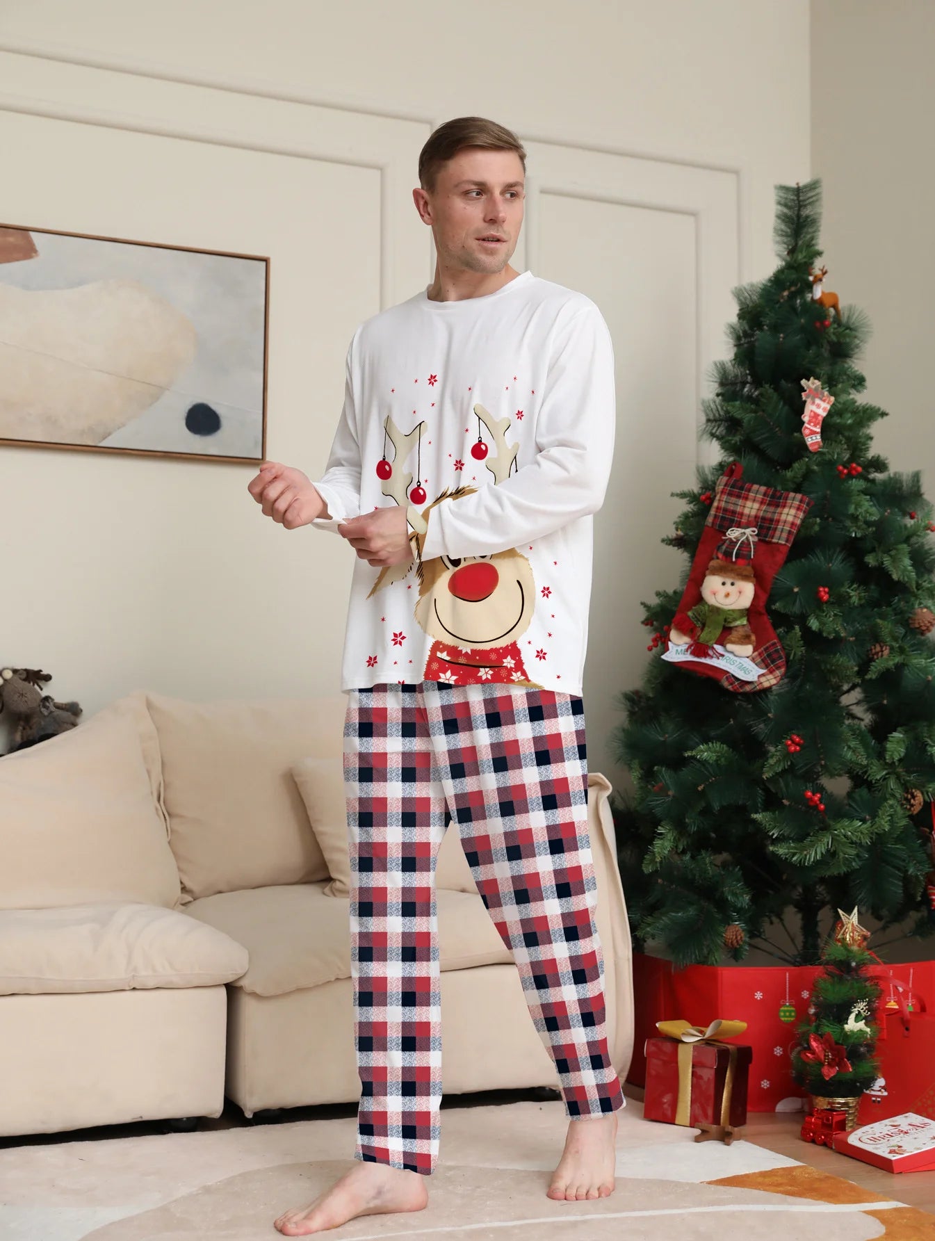 Family Matching Christmas Pajamas 2025 New Xmas Deer Print Dad Mommy And Me Christmas Costume Dog Clothes