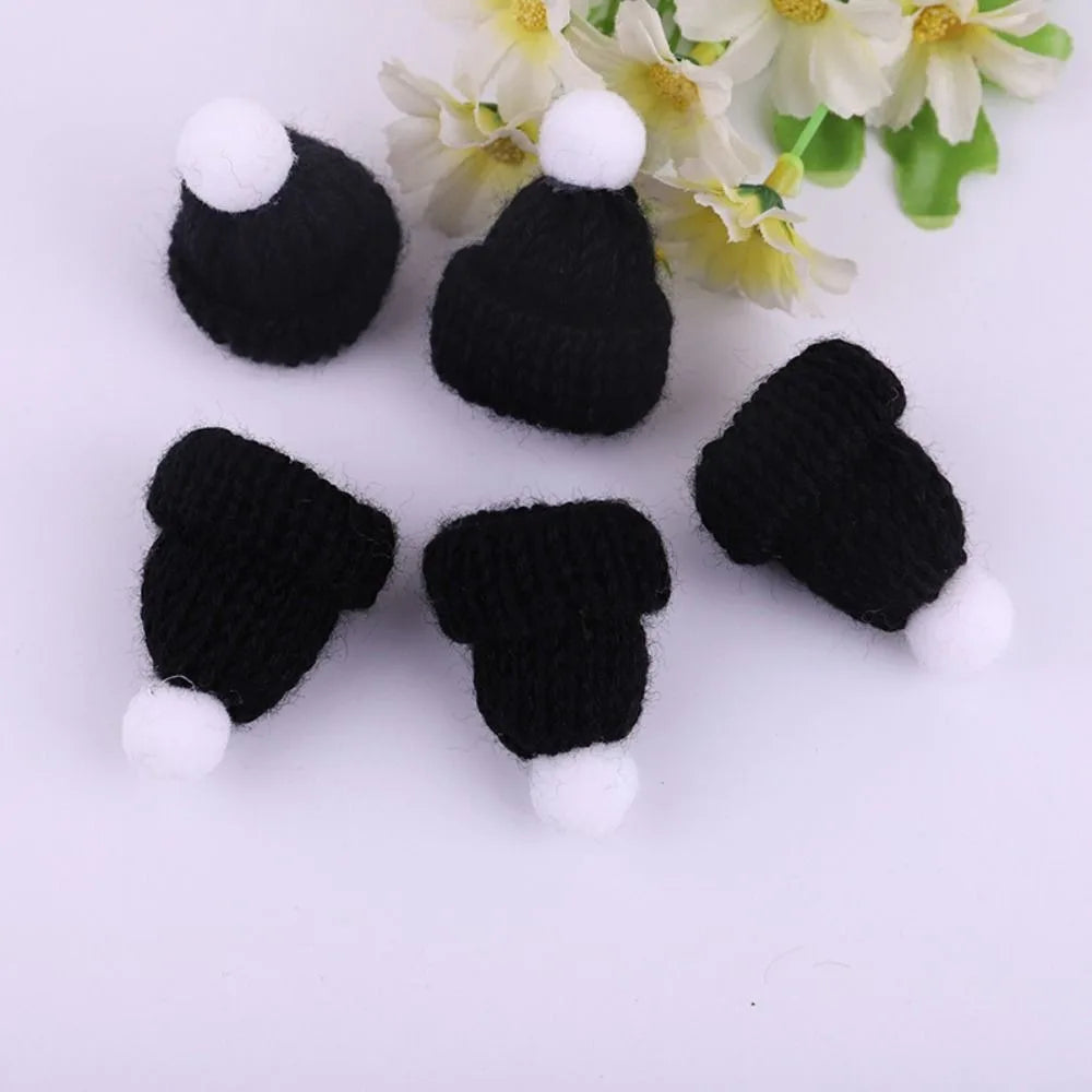 1PC Mini Knitting Hats Wine Bottle Stopper Christmas Tree Ornaments Finger Toys Doll Cap DIY Handmade Sewing Crafts Materials