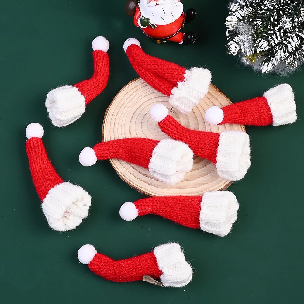 iYOE 10pcs Festive Christmas Mini Santa Hats Scarf Red & White Fabric for Party Supplies Festive Holiday Decorations